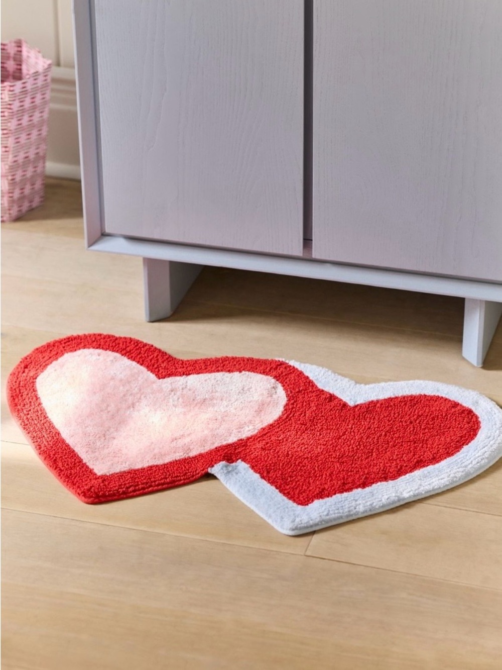 Anthropologie Tufted Valentine’s Day Heart-Shaped Bath Mat NWT